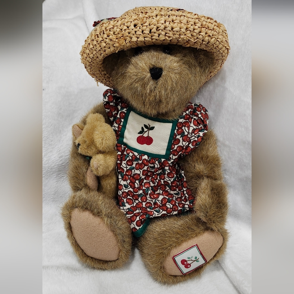 Boyds Bear Miranda Cherrybeary & Bing 11in. (sitting)